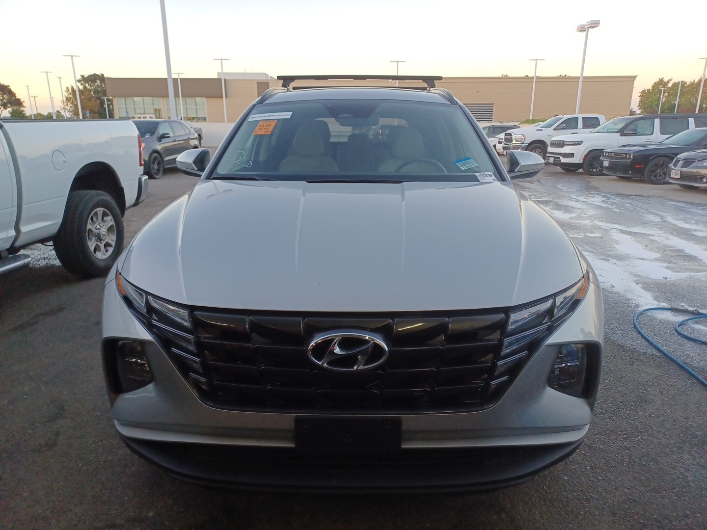 2023 Hyundai Tucson SEL Convenience photo 2