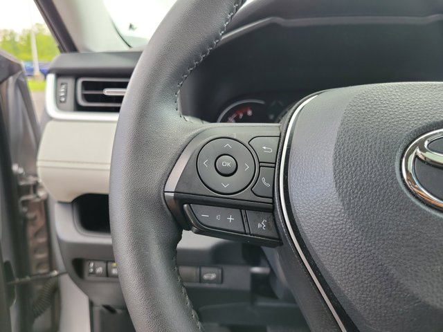 2024 Toyota RAV4 XLE Premium photo 21
