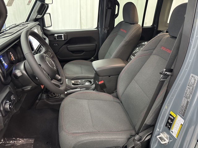 2025 Jeep Wrangler Rubicon photo 4