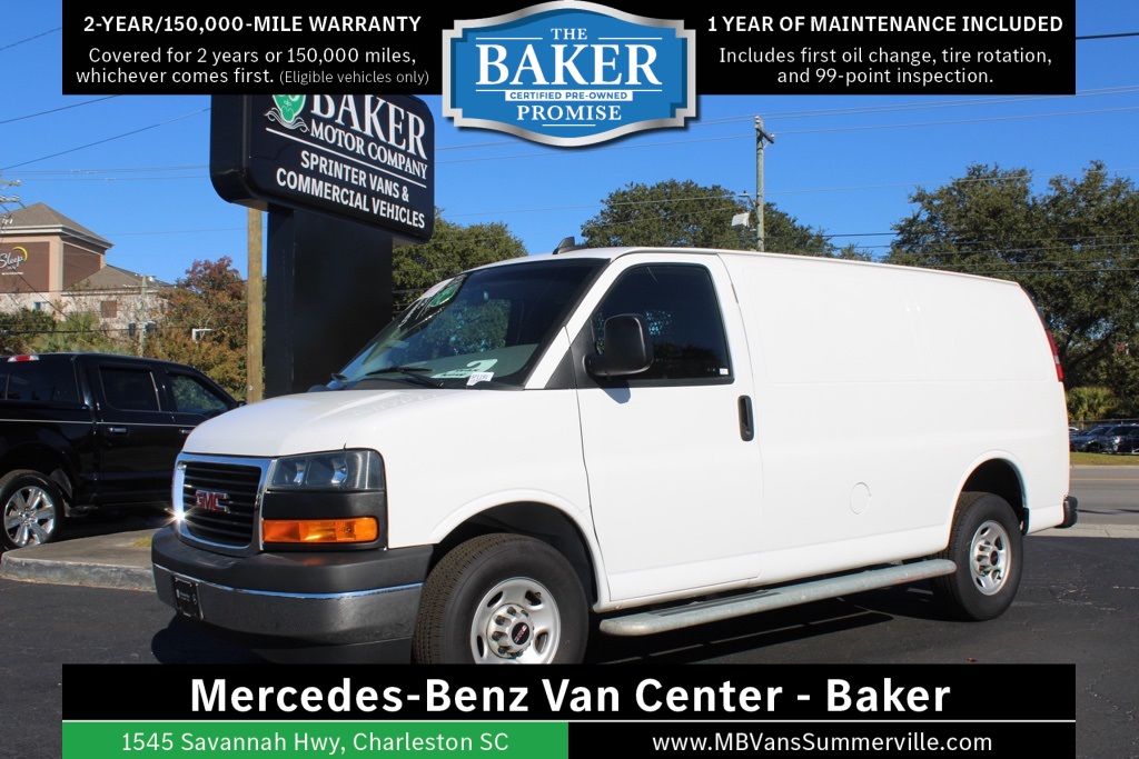 2023 GMC Savana Cargo Work Van's photo
