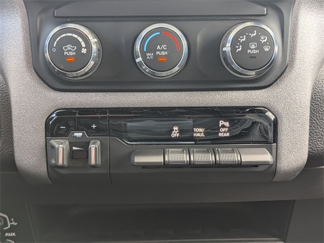2021 Ram 3500 Tradesman photo 19