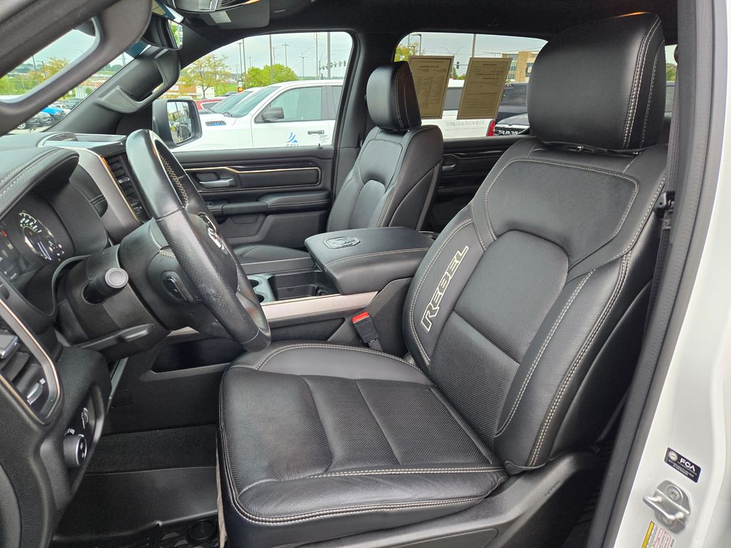 2022 Ram 1500 Rebel photo 14