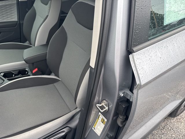 2023 Volkswagen Taos S photo 19
