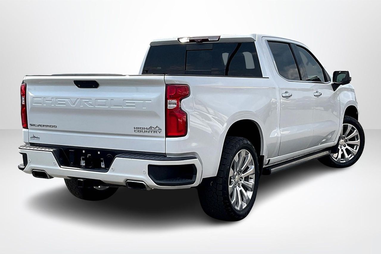 2021 Chevrolet Silverado 1500 High Country photo 5