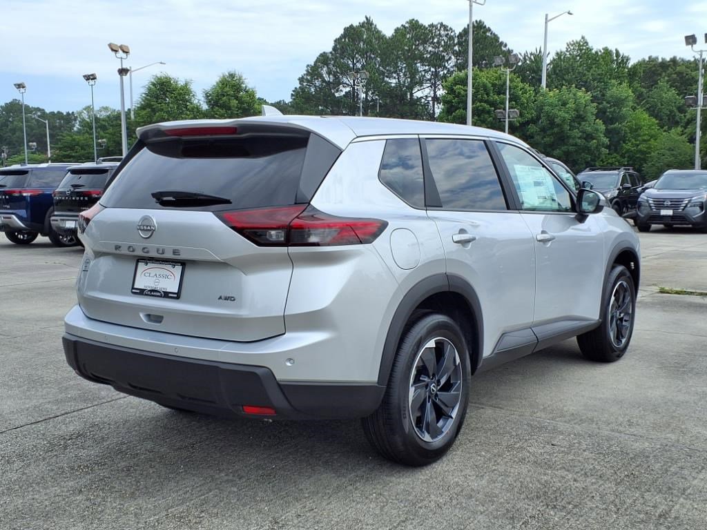 2025 Nissan Rogue SV photo 3
