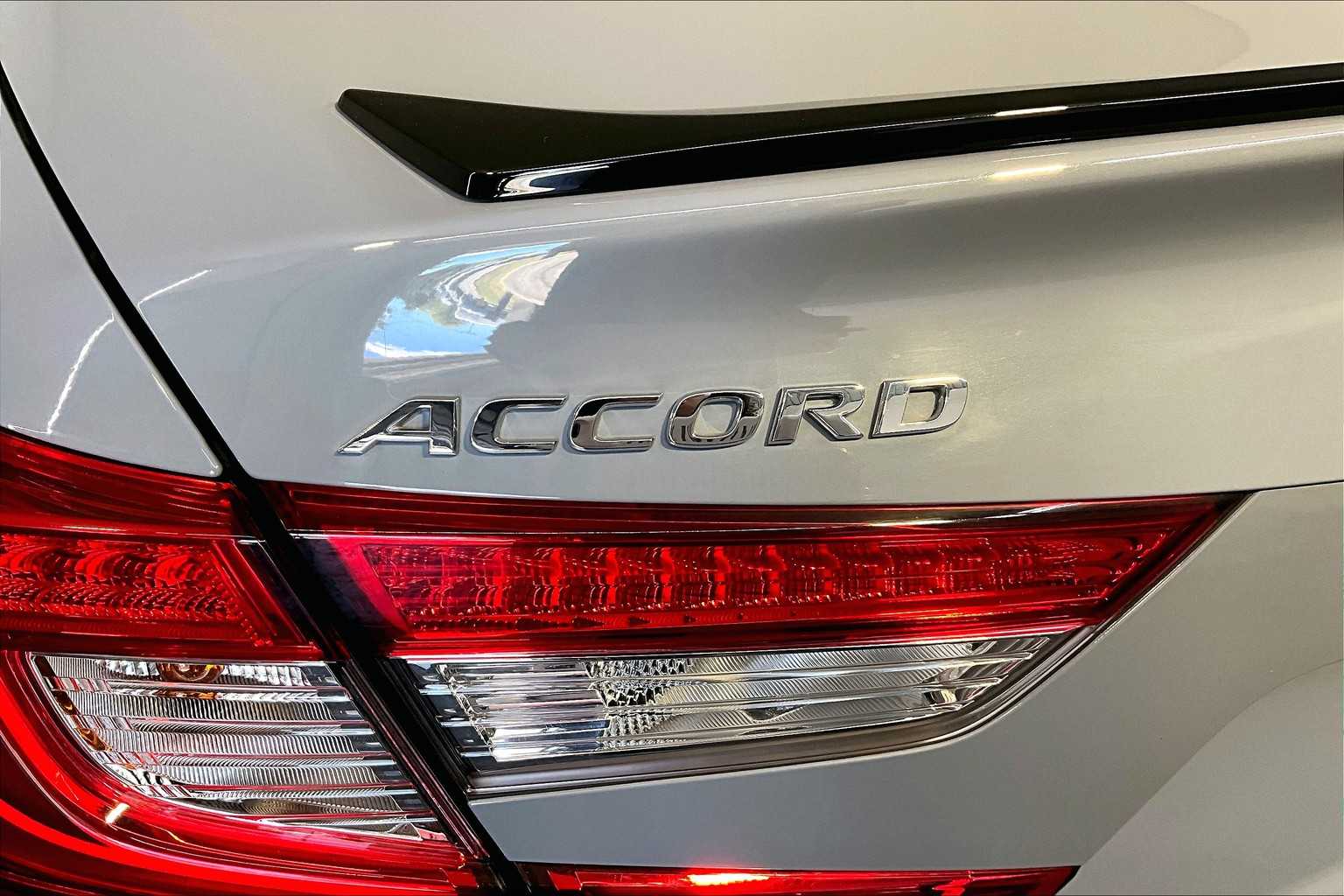 2021 Honda Accord Sport photo 9