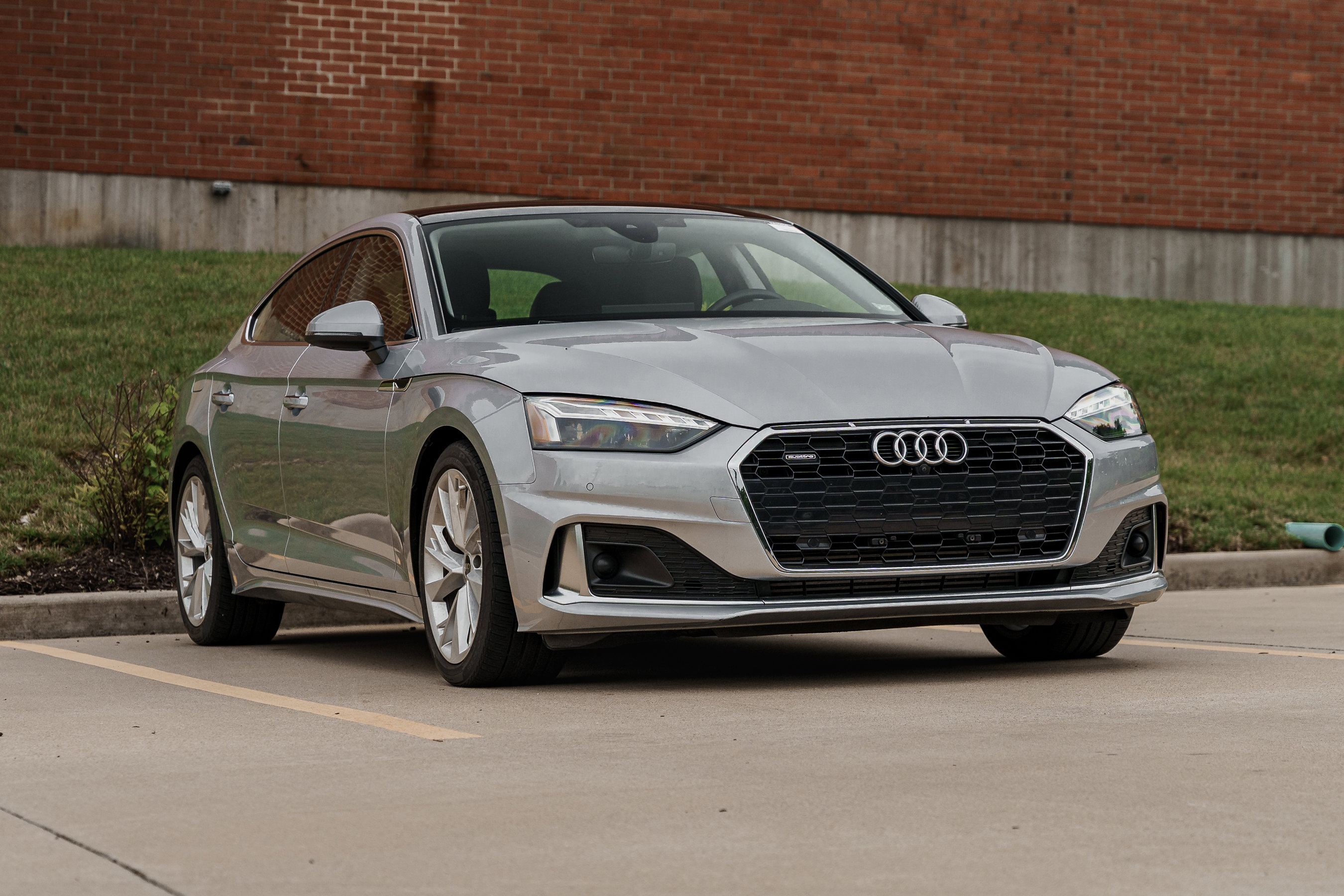 Used 2022 Florett Silver Metallic Audi Premium Plus image 1