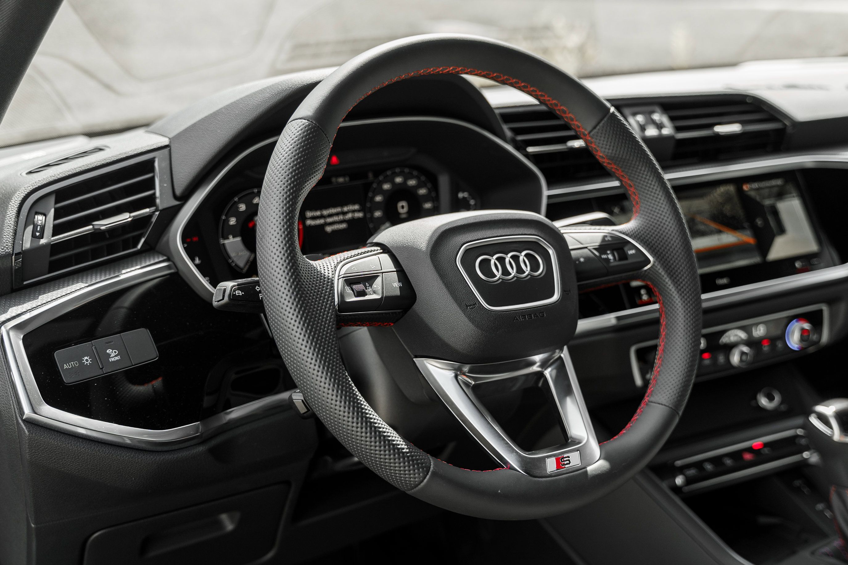 2025 Audi Q3 S line Premium Plus photo 10