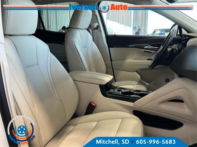2023 Buick Envision Essence photo 29