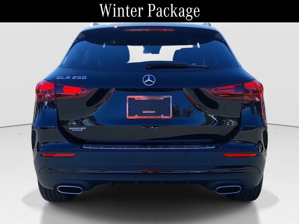 2025 Mercedes Benz GLA 250 photo 4