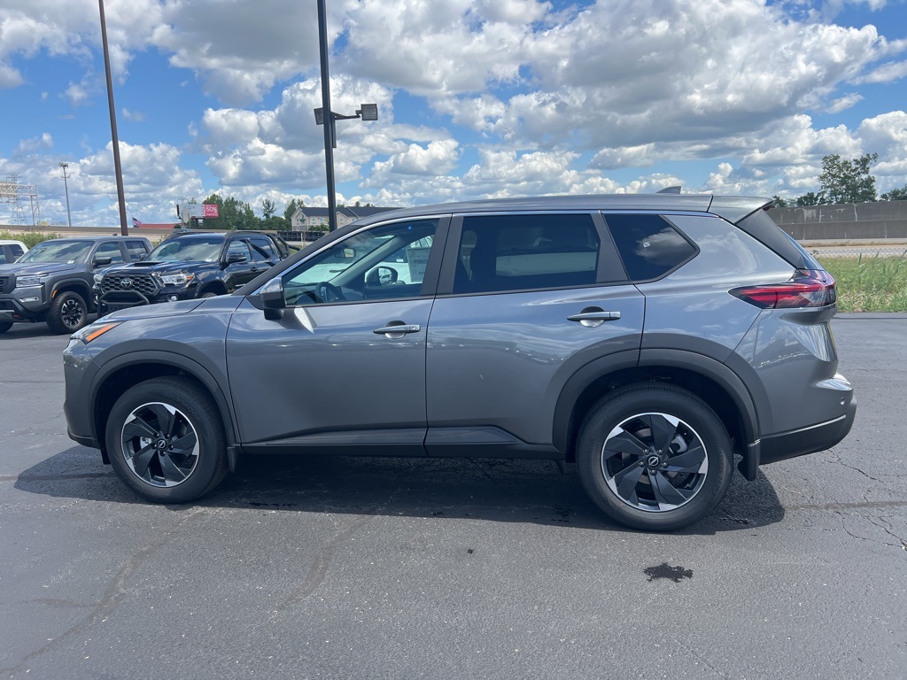 2026 Nissan Rogue SV photo 4