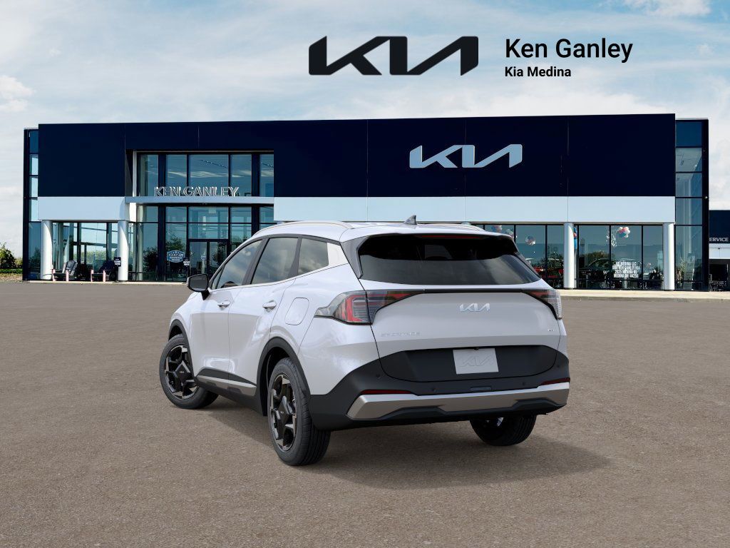 2026 Kia Sportage EX photo 2