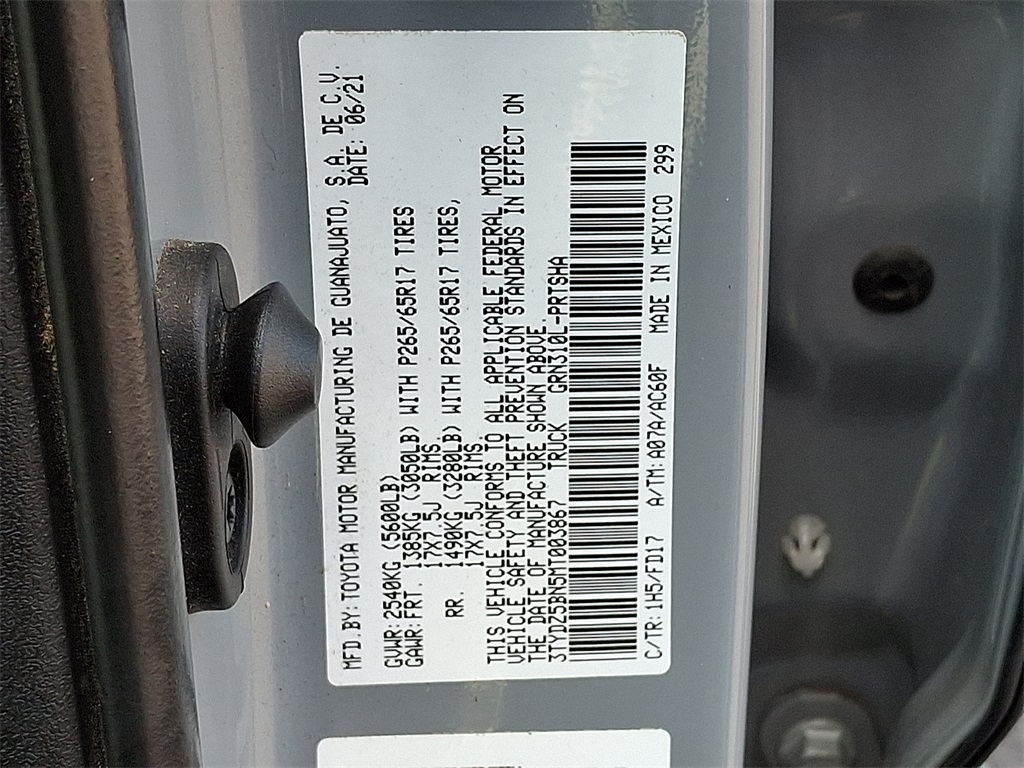 2021 Toyota Tacoma TRD Sport photo 26