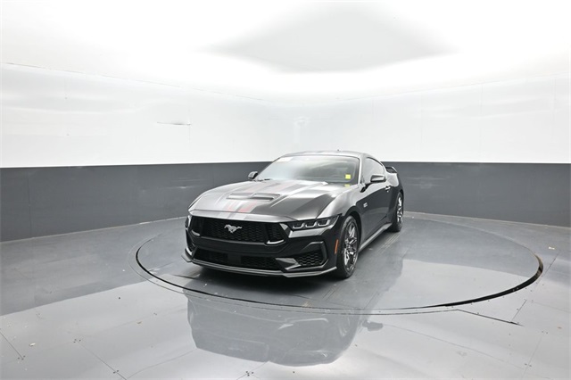 2024 Ford Mustang GT Premium photo 3