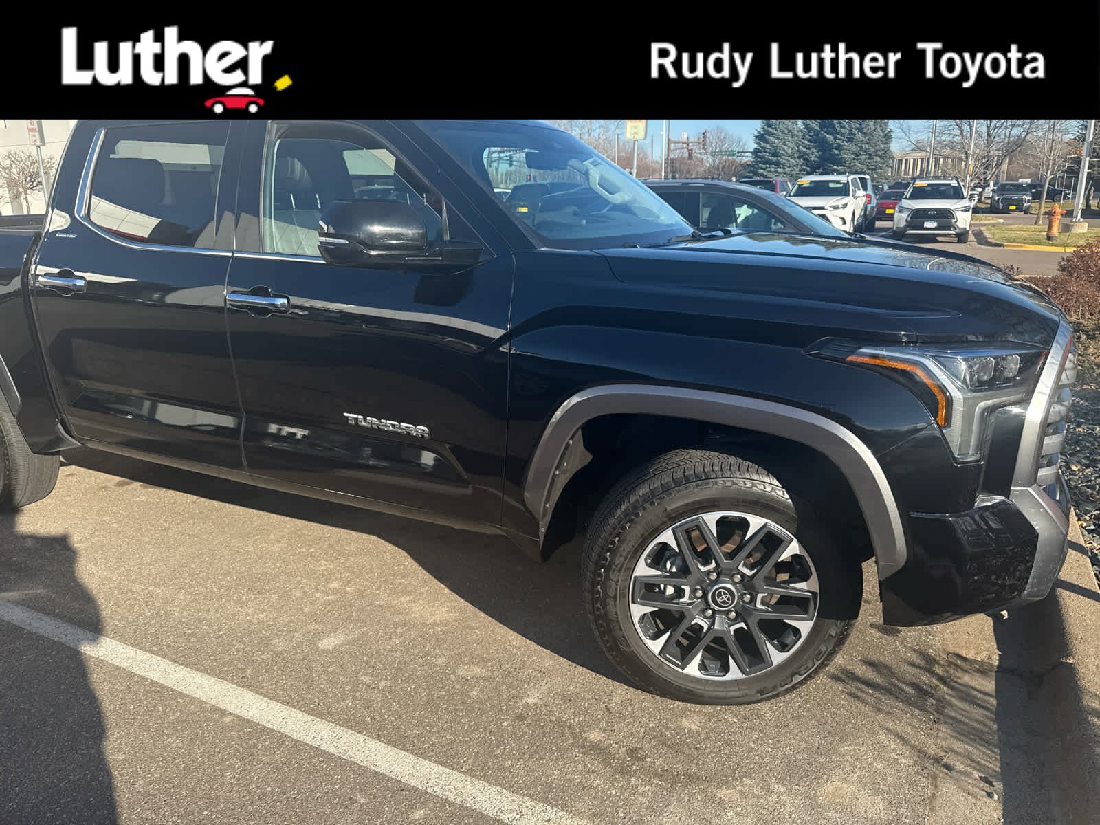 2023 Toyota Tundra Limited's photo