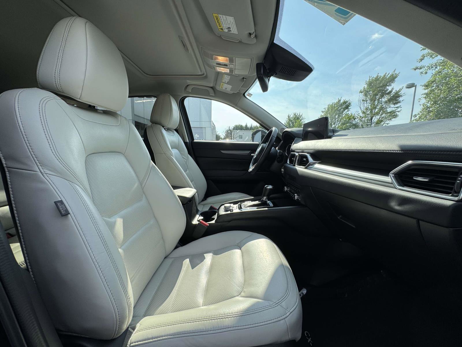 2022 Mazda CX-5 Preferred photo 9