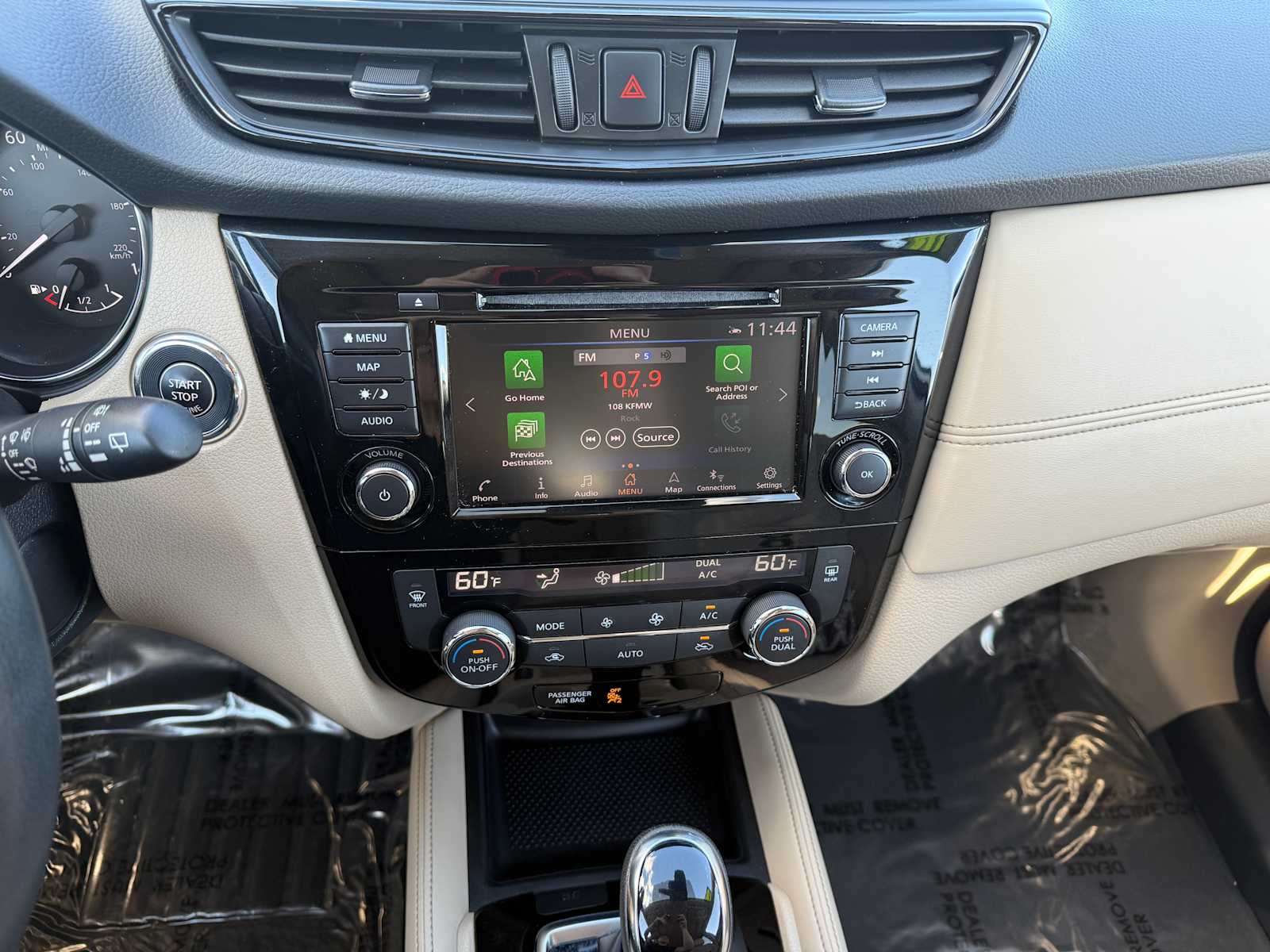 2018 Nissan Rogue SL photo 28