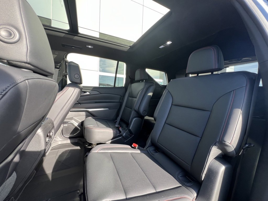 2025 Chevrolet Traverse Z71 photo 19