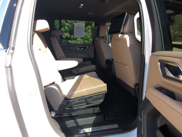 2024 Chevrolet Suburban Premier photo 50