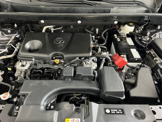2024 Toyota RAV4 XLE photo 17
