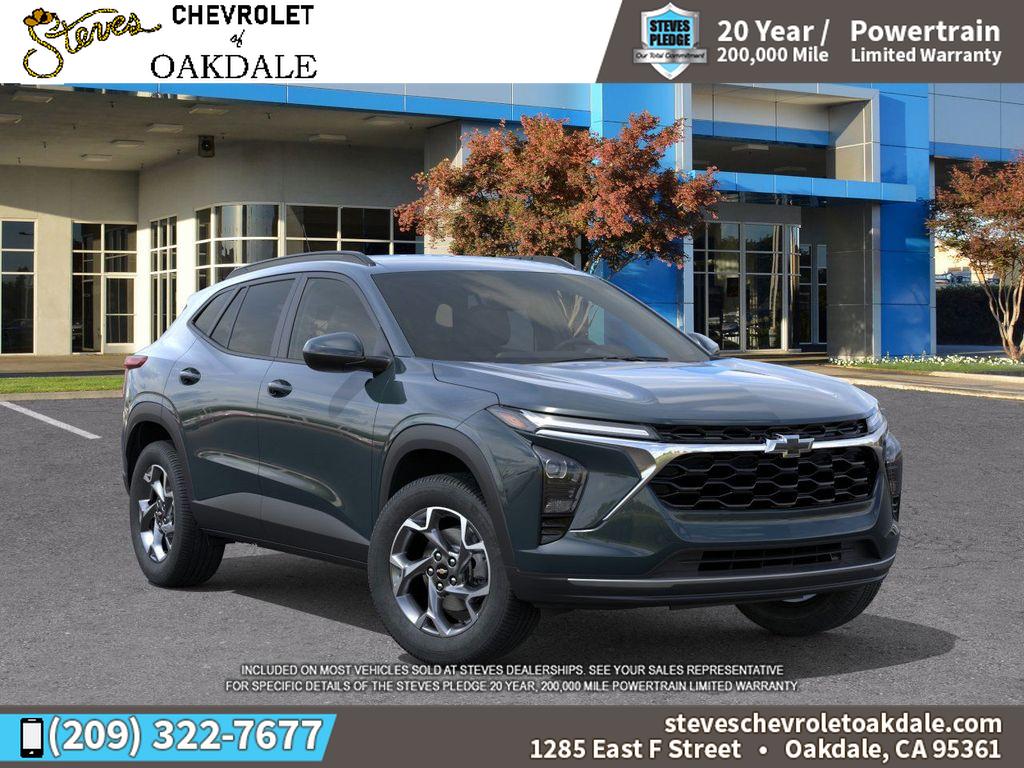2026 Chevrolet Trax LT photo 2