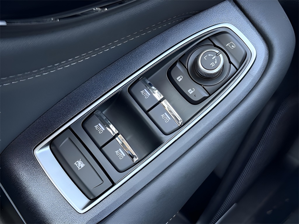 2025 Subaru Outback Touring XT photo 14