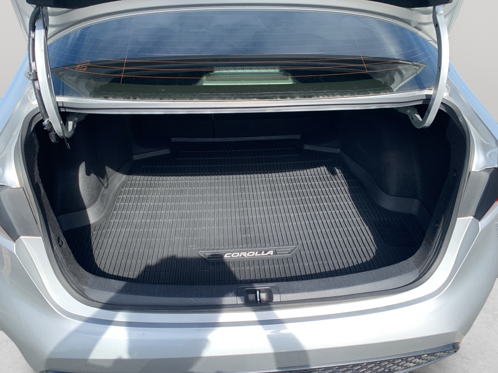 2020 Toyota Corolla SE photo 31