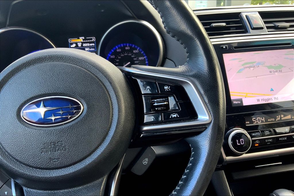 2018 Subaru Outback 2.5i Touring photo 17