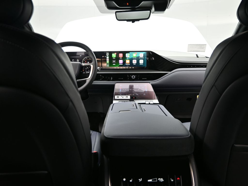 2026 Infiniti QX80 Sensory photo 11
