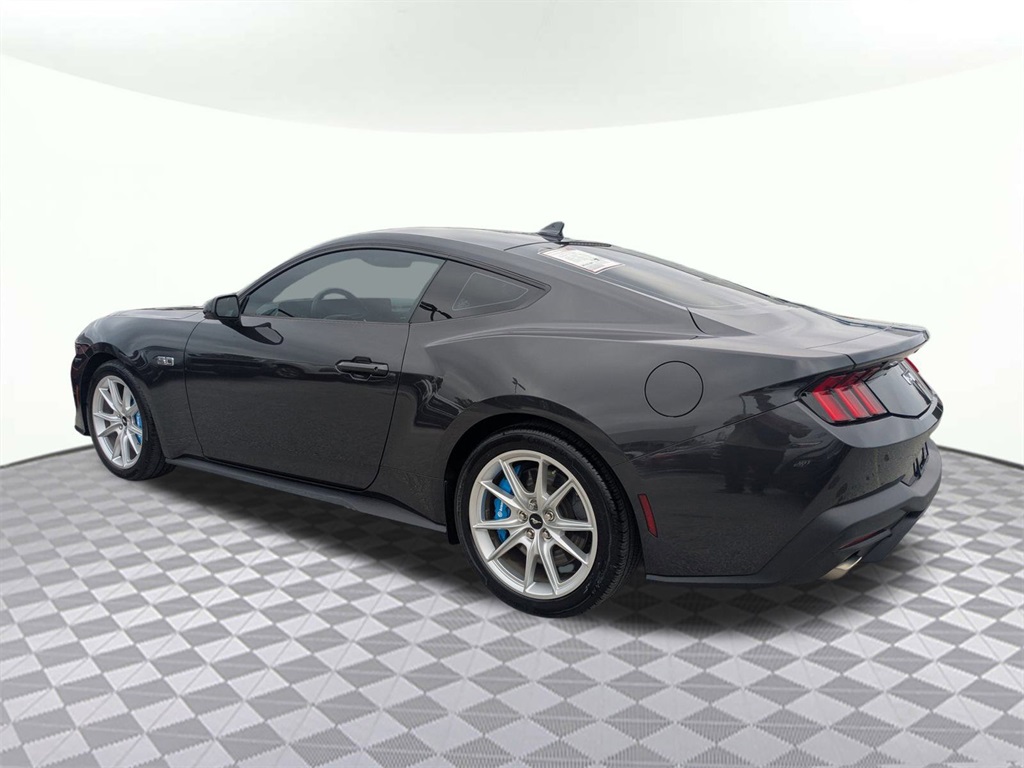 2024 Ford Mustang GT Premium photo 4