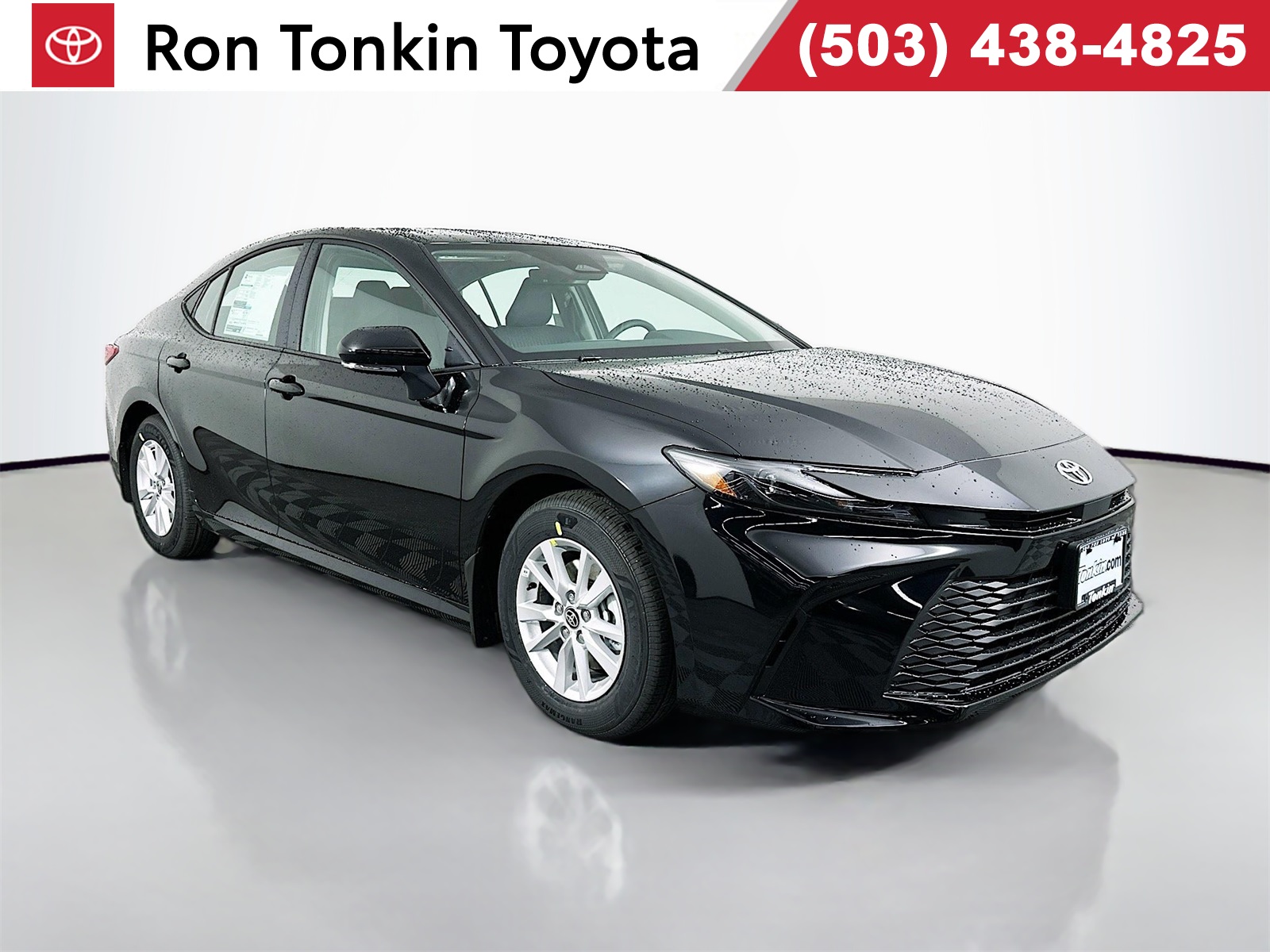 2026 Toyota Camry LE's photo