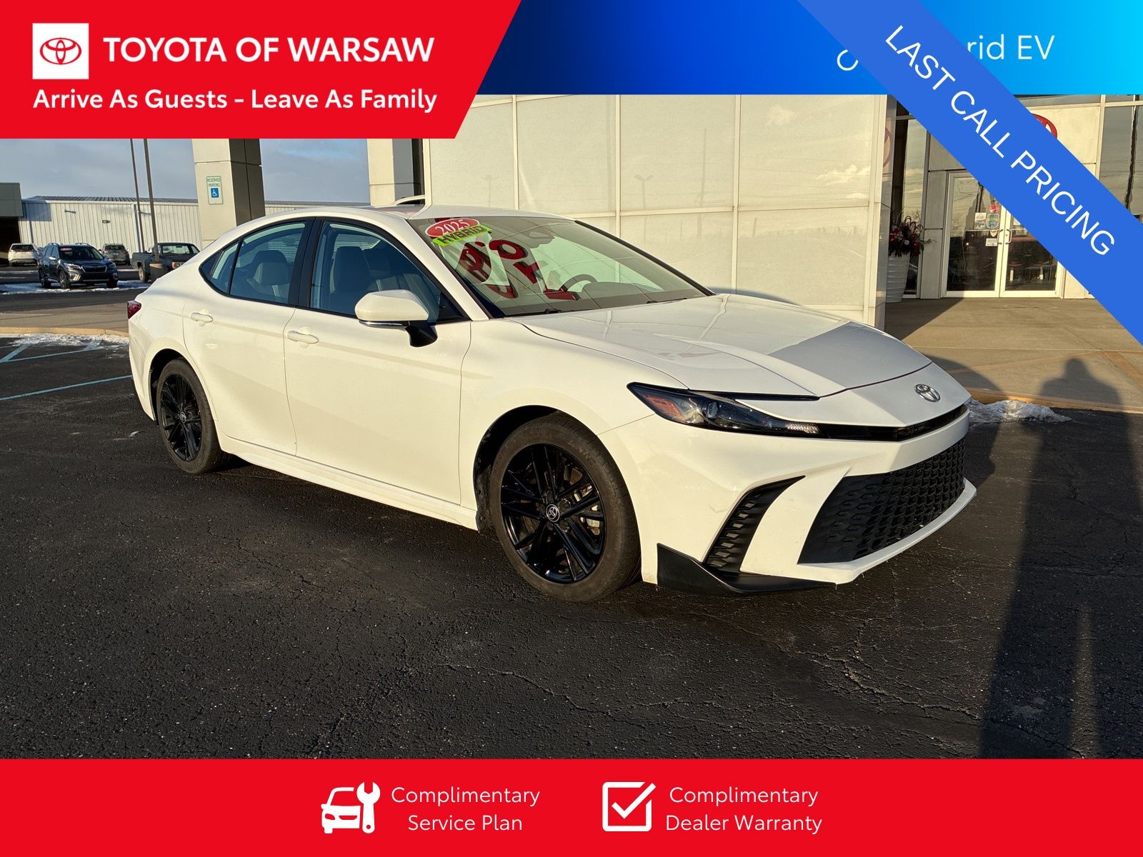 2025 Toyota Camry SE