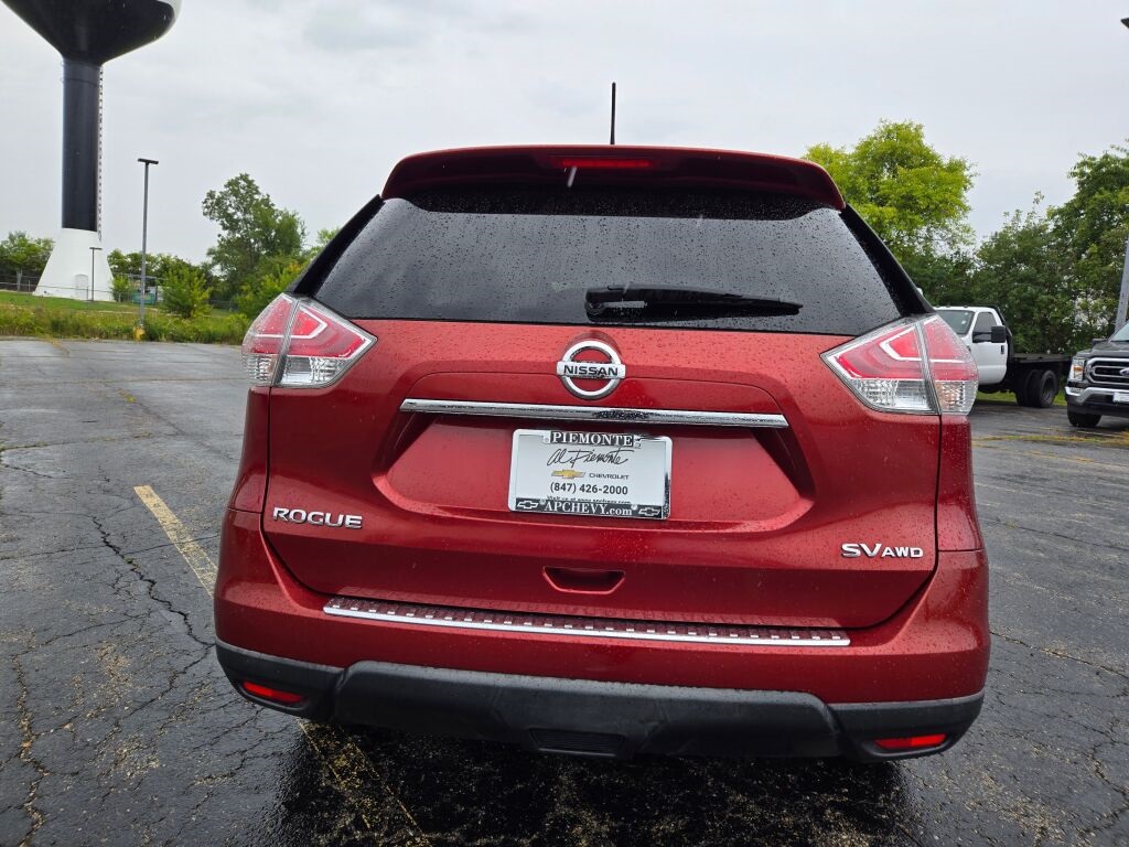 2016 Nissan Rogue SV photo 11
