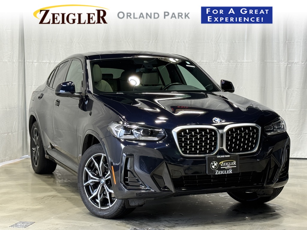 2023 BMW X4 30i's photo