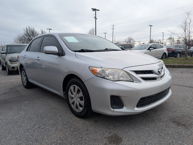 2011 Toyota Corolla LE's photo