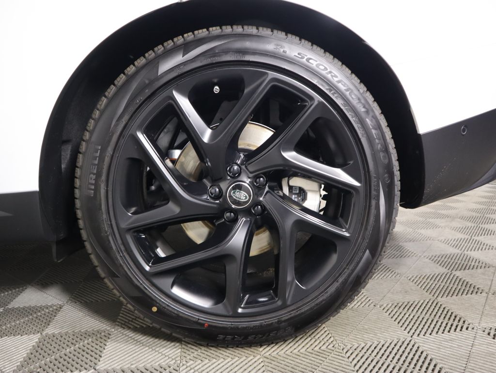 2025 Land Rover Range Rover Sport SE photo 29