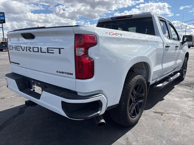 2025 Chevrolet Silverado 1500 Custom photo 4