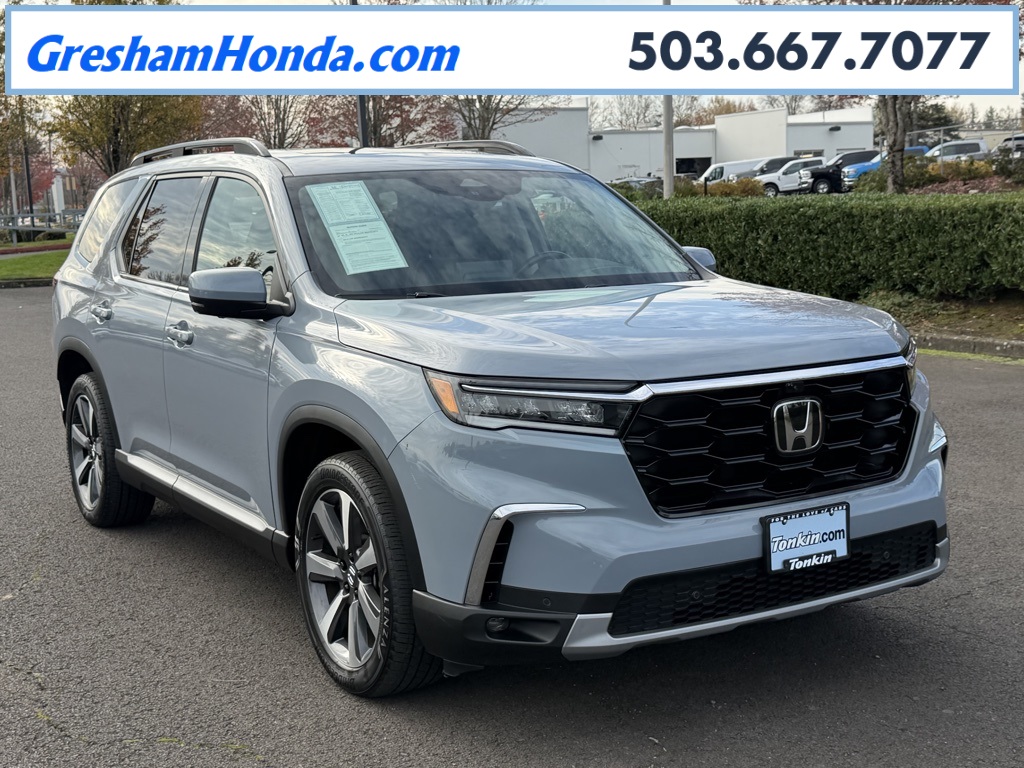 2023 Honda Pilot Elite's photo