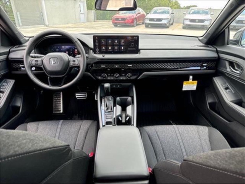 2025 Honda Accord Hybrid Sport photo 13