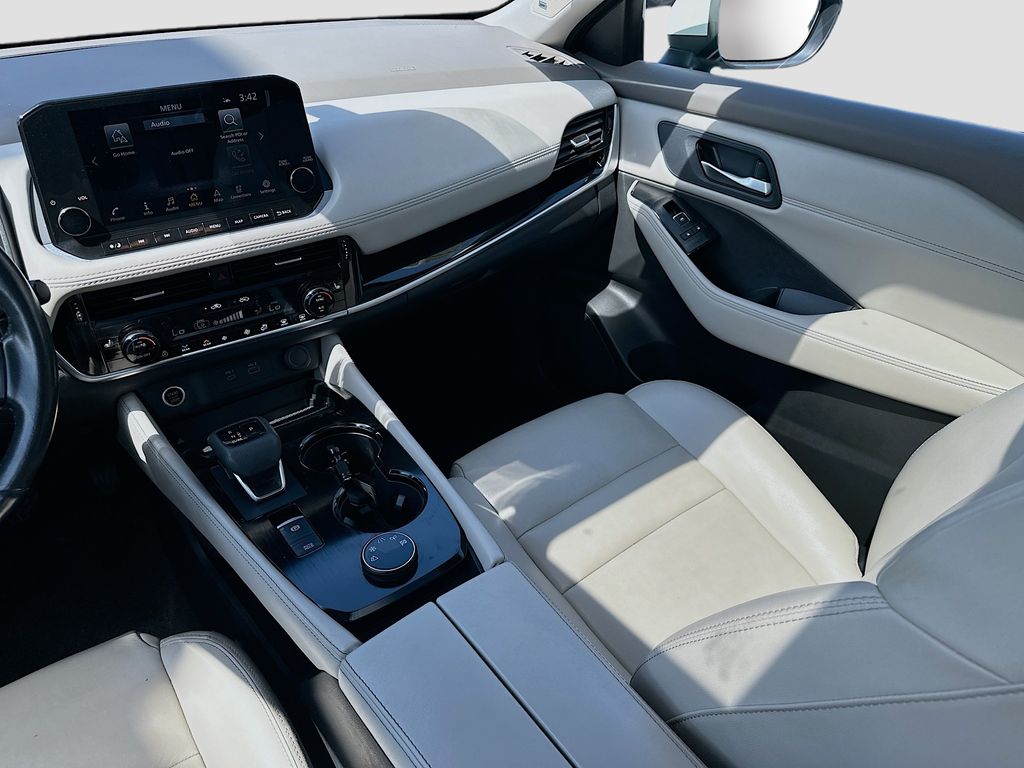 2023 Nissan Rogue SL photo 25