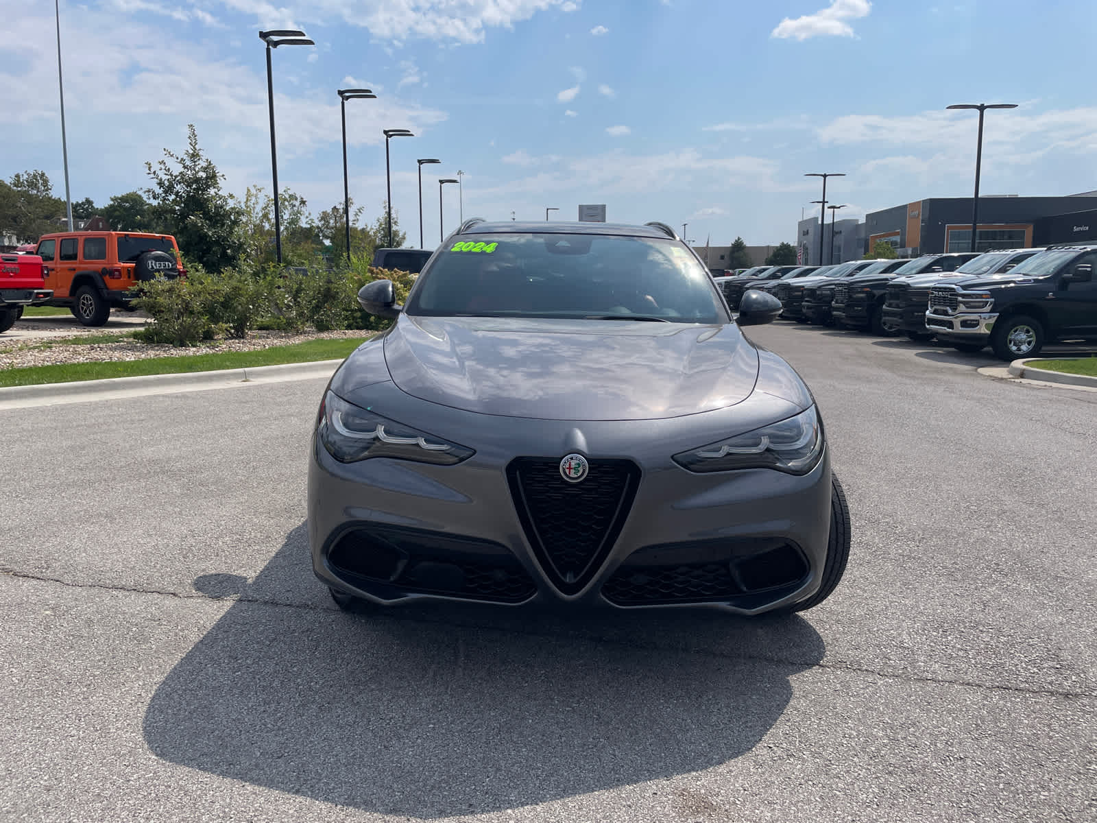 2024 Alfa Romeo Stelvio Tributo Italiano photo 3