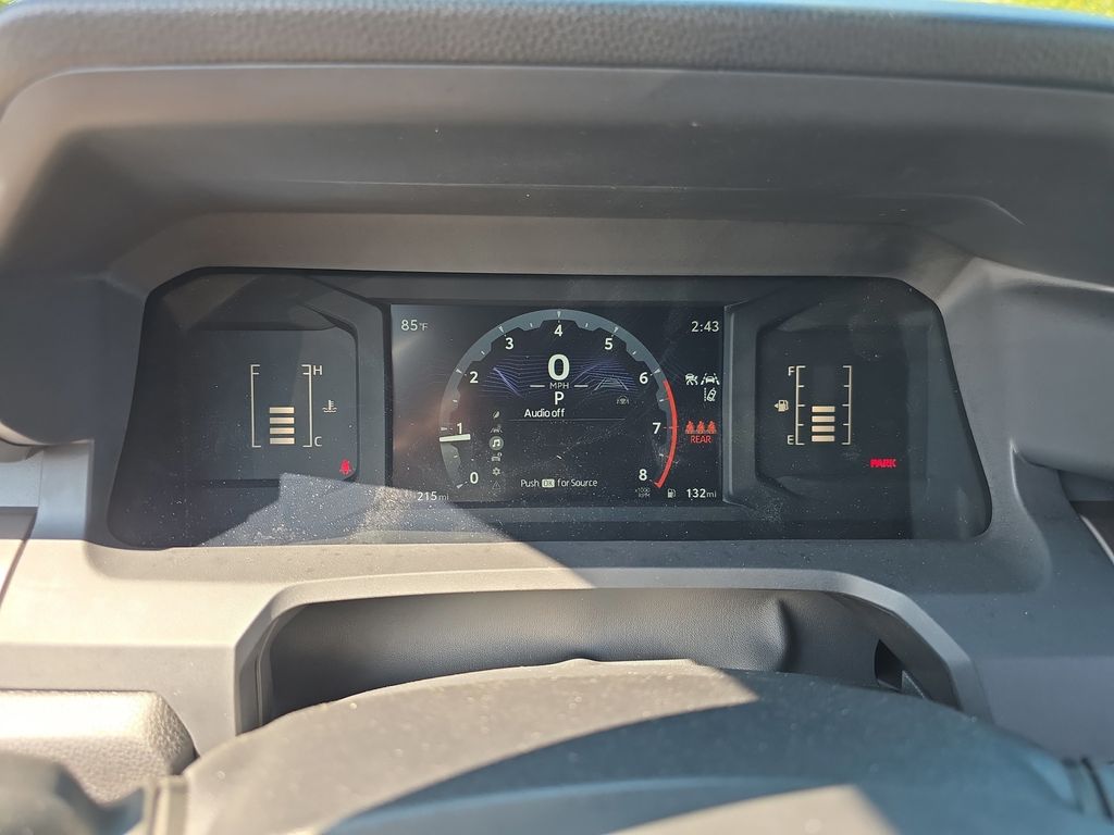 2025 Toyota Tacoma SR5 photo 18