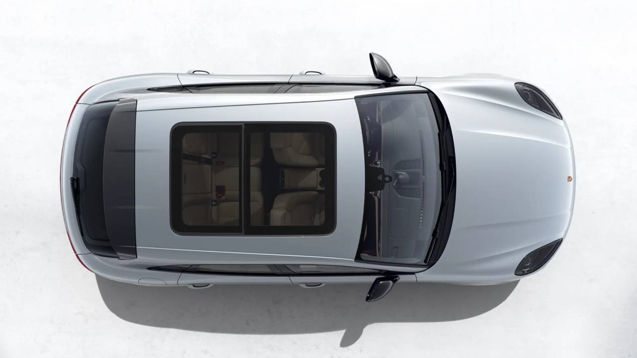 2026 Porsche Macan T photo 5