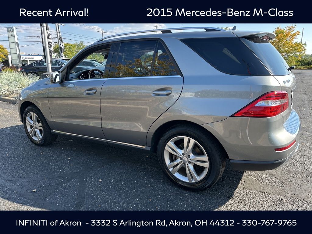 2015 Mercedes Benz ML 350 4MATIC photo 11
