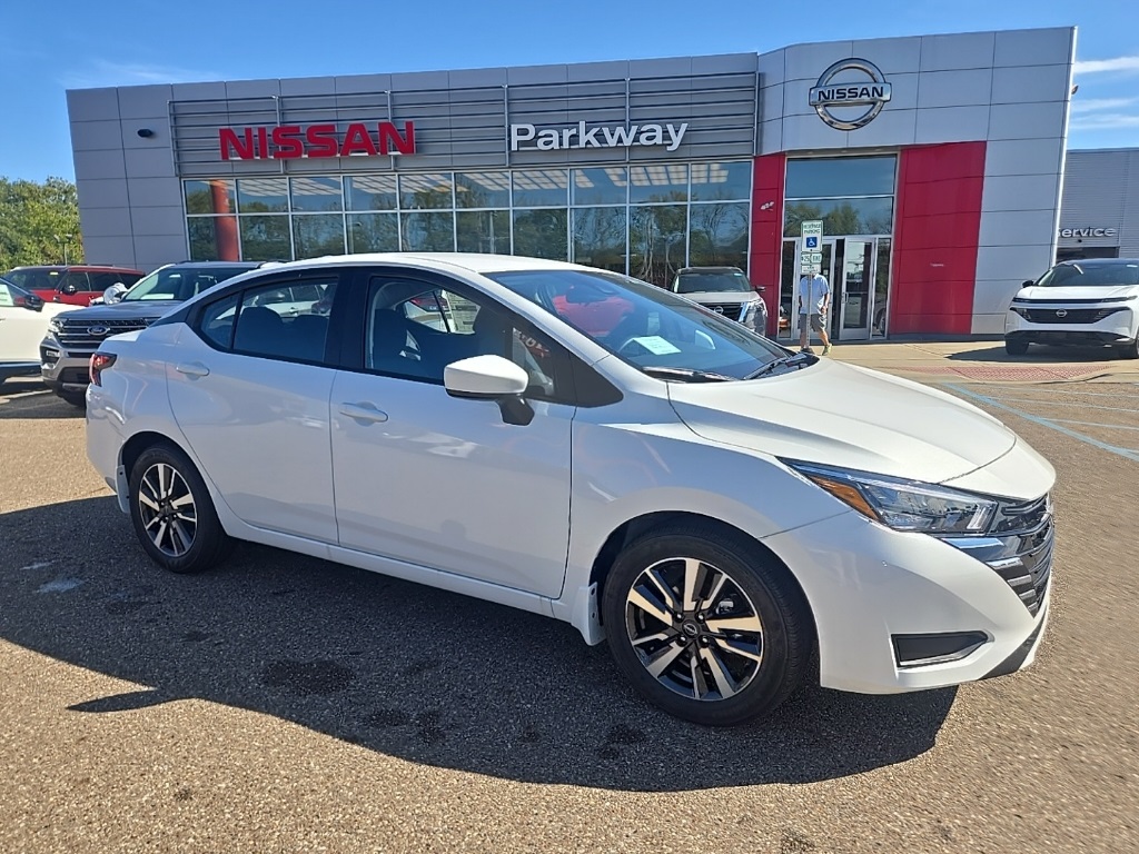 2025 Nissan Versa Sedan SV's photo
