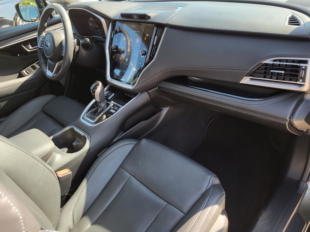 2023 Subaru Outback Touring XT photo 7