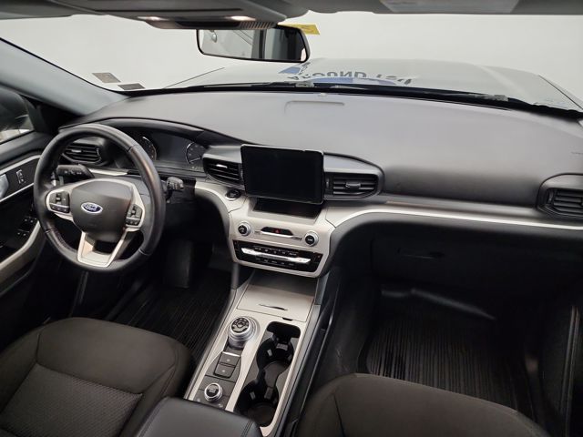 2022 Ford Explorer XLT photo 21