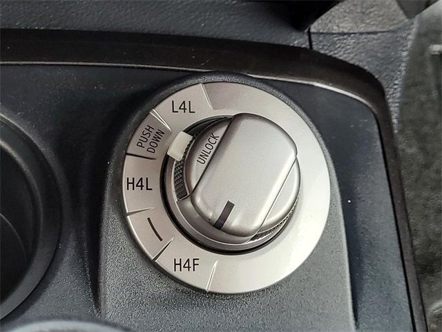 2019 Toyota 4Runner Limited Nightshade Edition photo 18