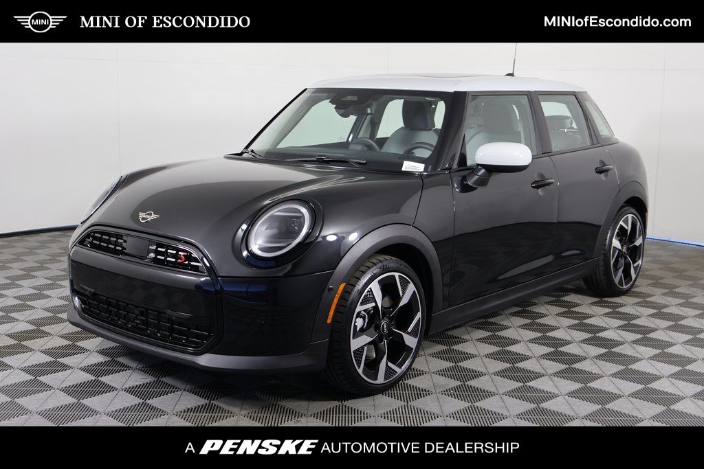 2025 MINI Hardtop 4 Door S's photo