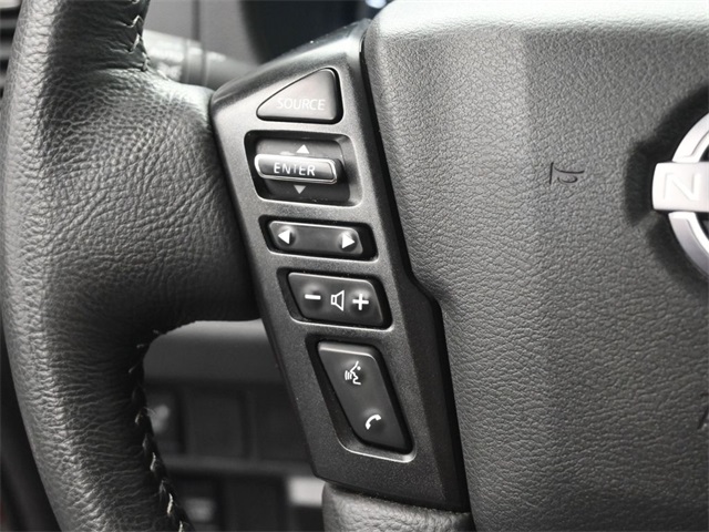 2022 Nissan Frontier SV photo 2